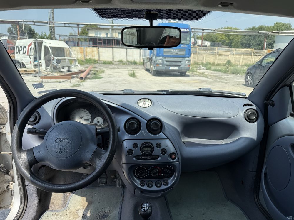 Ford Ka 1.3 Бензин Климатик Всичко платено 2 комплекта гуми