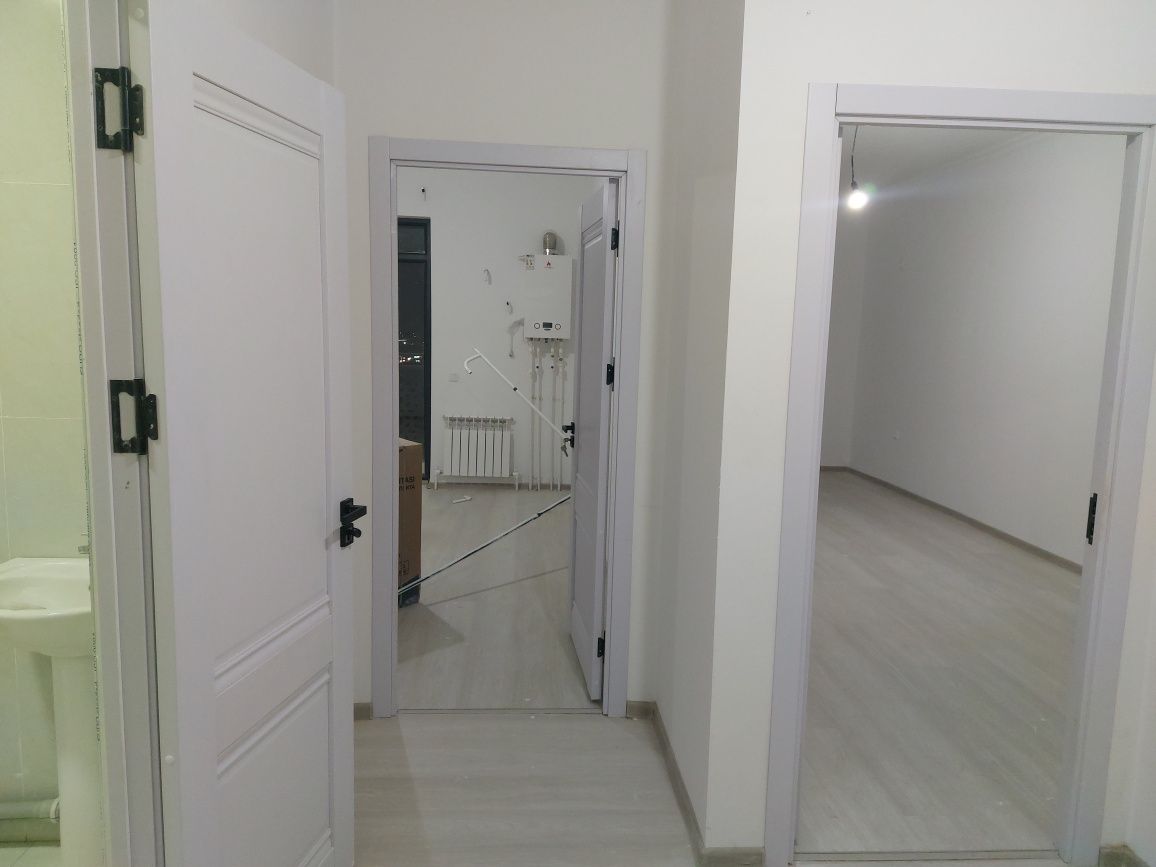 Uy sotiladi 1 Xona 42 kv Yangi hayot tumani
