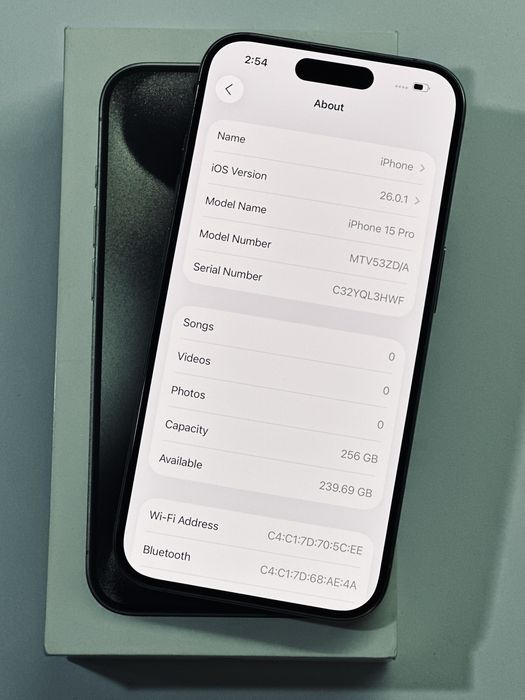 iPhone 15 Pro Titanium 256GB 95% battery