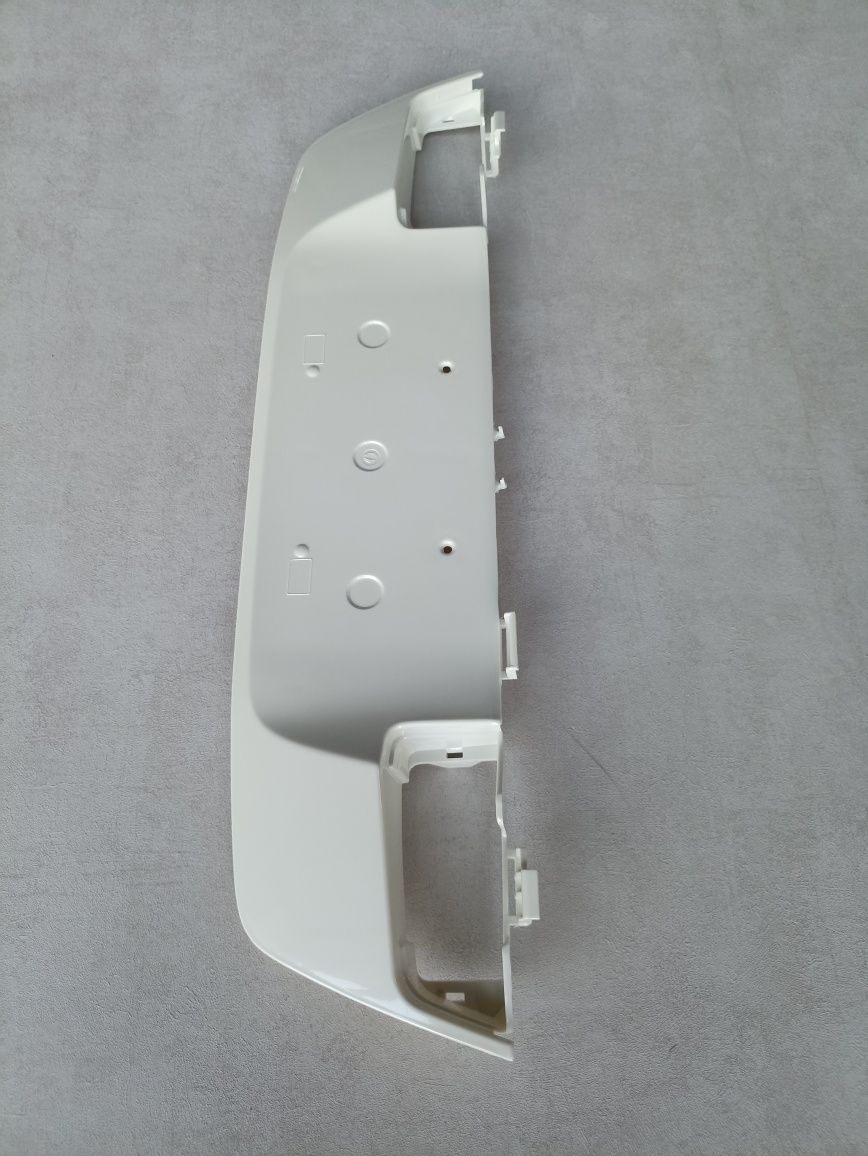 Задний подномерник LEXUS GX 470 на крышку багажника мыльница Лексус