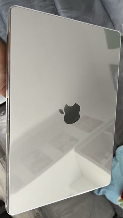 Vând Macbook Pro 14 M1 Pro 512 SSD 16 GB RAM