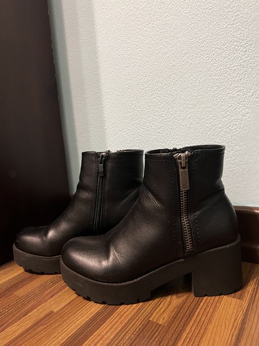 Женская обувь