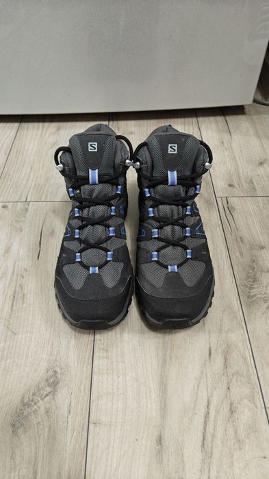 Salomon Nr 41.5 .