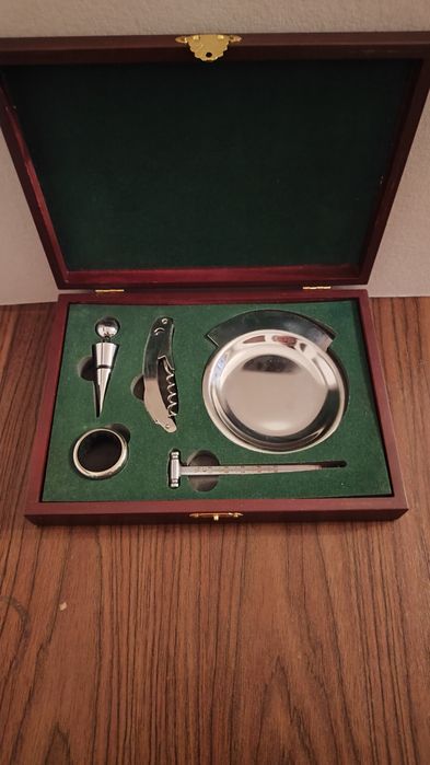 Комплект за вино