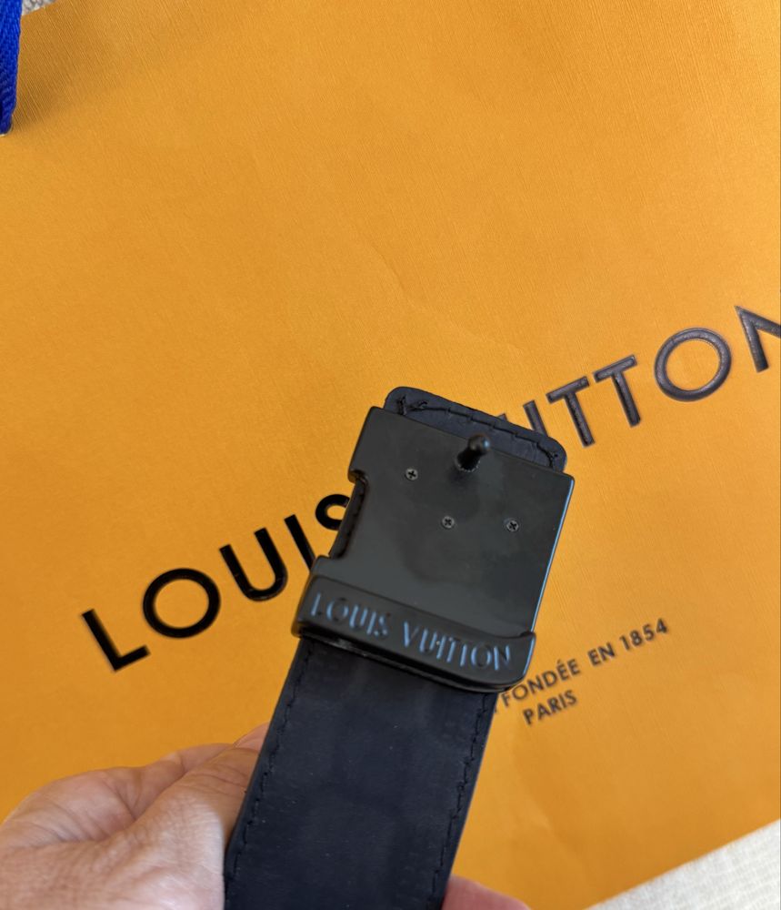 Мъжки кожен колан Louis Vuitton