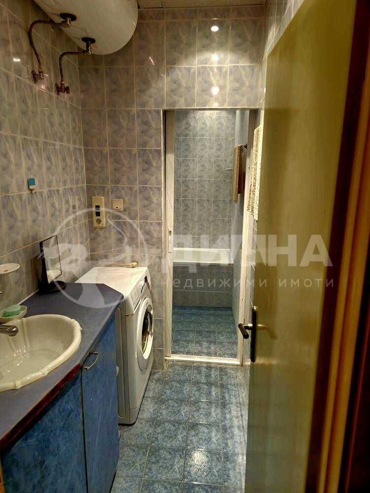 Тристаен, обзаведен, панелен апартамент, булевард Източен, Център
