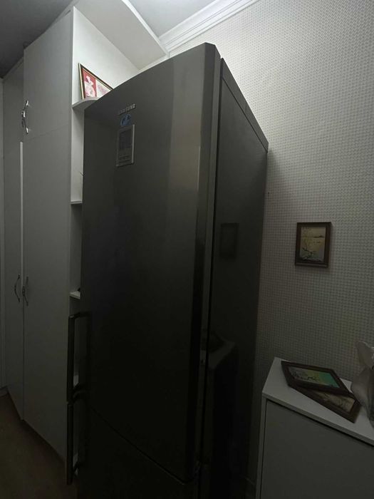 Продам холодильник Самсунг 2014 года