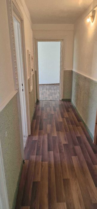 Ap 2 Cam Hala Orion 45mp decomandat etaj 2 centrala termopan , balcon