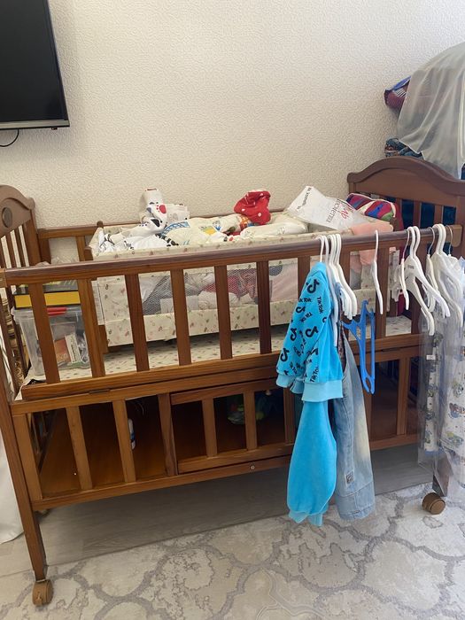 Продается срочно детский манеж с люлькой!