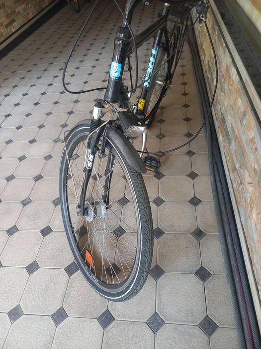 TREK VELIK 28  holati yahshi