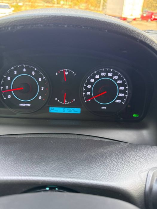 Captiva 3 2013 Yil 80.000 km kraska top toza oq rangi