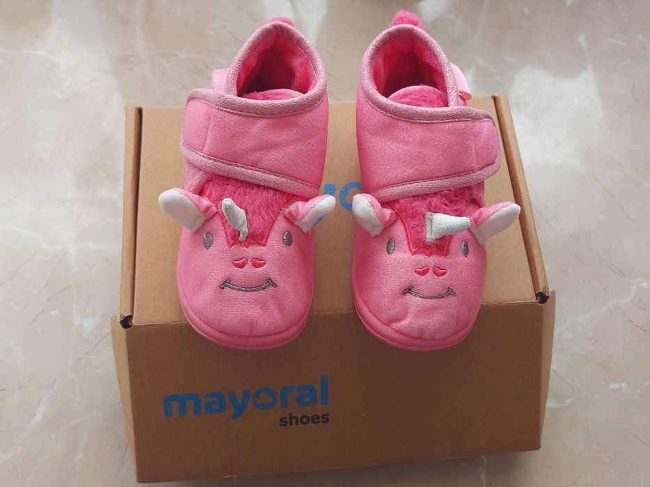 Пантофки Mayoral