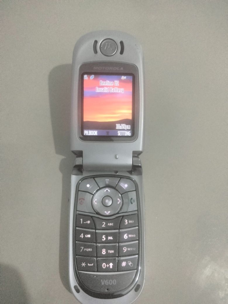 Haqiqiy retro telefon
