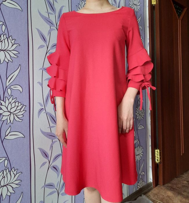 Продам платья 42 размер