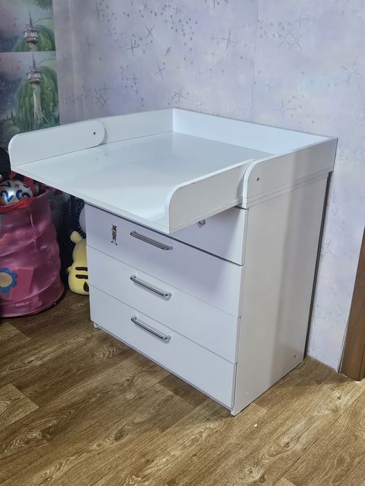 Продам комод с пеленальным столиком, 12000 тенге