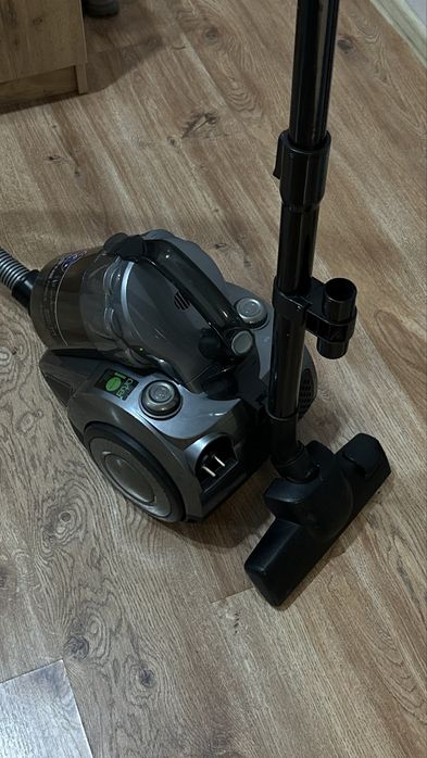 Пылесос Artel Cyclone Force 2000W