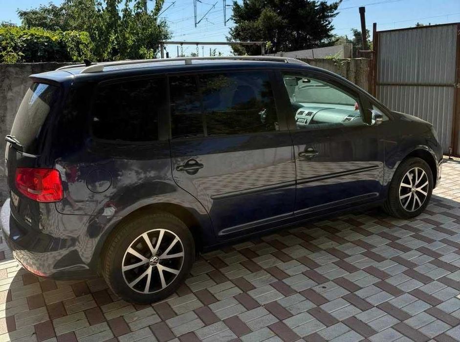 VW Touran 2012 masina de familie