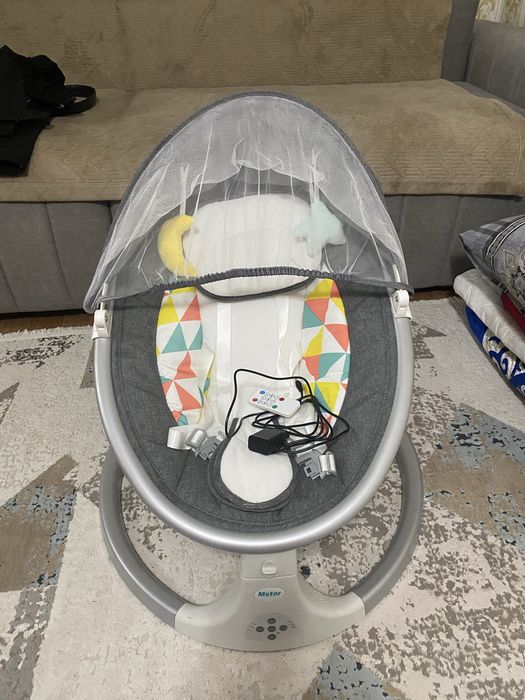 Продам шезлонг в новом состояний