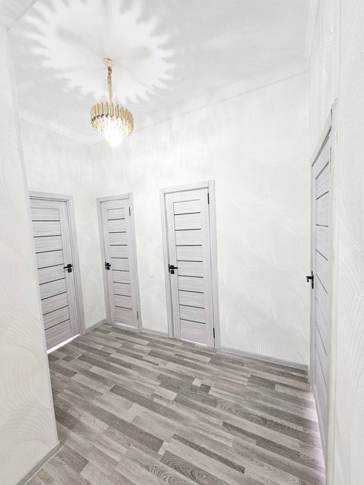 METRO 5-bekat Sputnik 16 A 2/3/10  80 kvadrat Skvoznoy planirovka