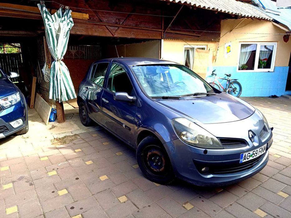 Renault Clio 1.5 dCi – 2006 – Full Option – 1.950 €