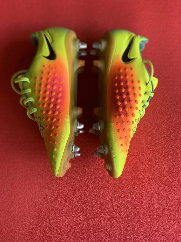 Nike Magista професионални