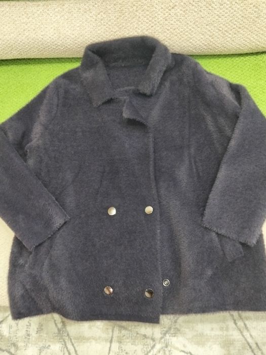 Продам полупальто,типа жакета .Новое,не подошло по размеру