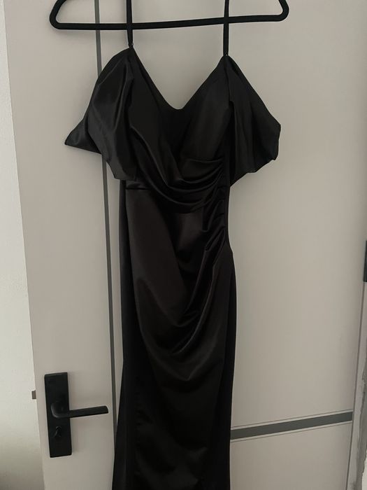 Rochie eleganta, pe umar