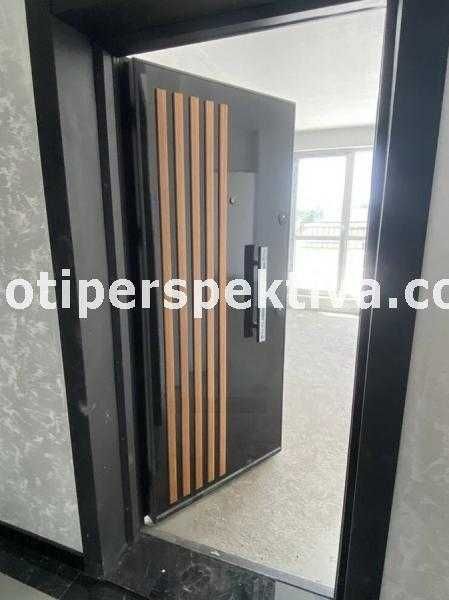 Продава се Двустаен апартамент в Пловдив, Беломорски - 100 кв.м за 1070 €/кв.м - Снимка #5