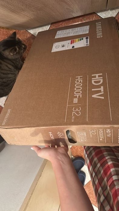 Televizor nou, sigilat, Samsung Smart TV 80cm HD Ready LED UE32H5002FK