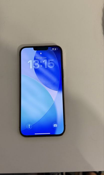 Продавам iPhone 13 pro max 256 gb