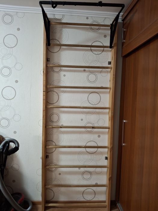 Продам шведскую стенку