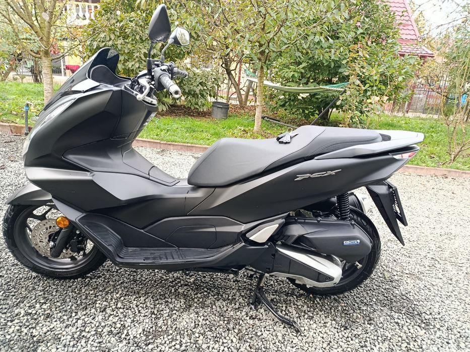 Scuter Honda PCX 125 2024