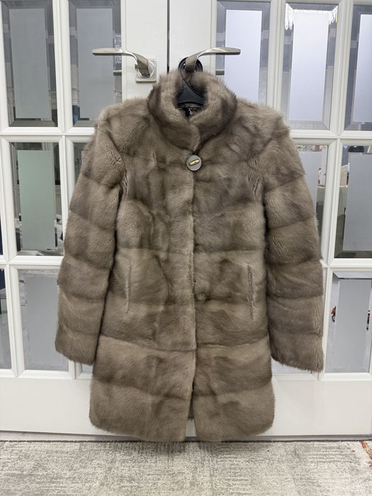 Норковая шуба в отличном состоянии