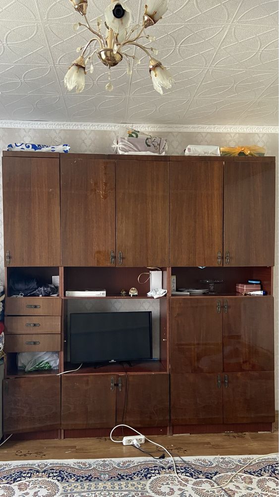 Продам      Шкаф
