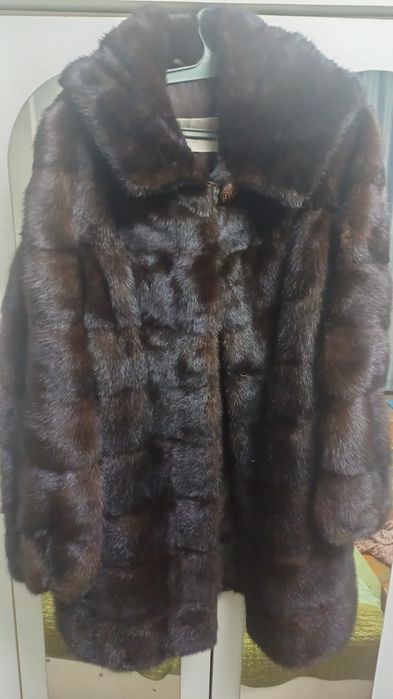 Шуба норковая продается