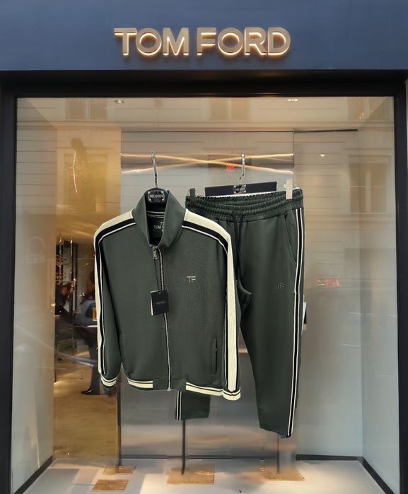 Valentino  Tom Ford Boss Compleu Costum Trening