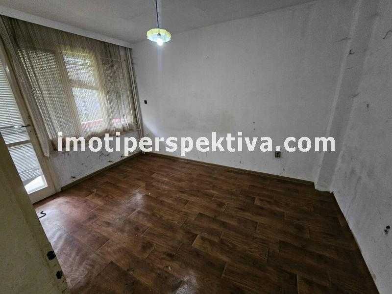 Продава се Тристаен апартамент в Пловдив, Център - 90 кв.м за 1870 €/кв.м - Снимка #3