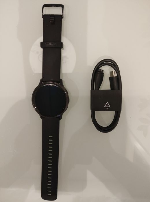 Смарт часовник Garmin Venu 3