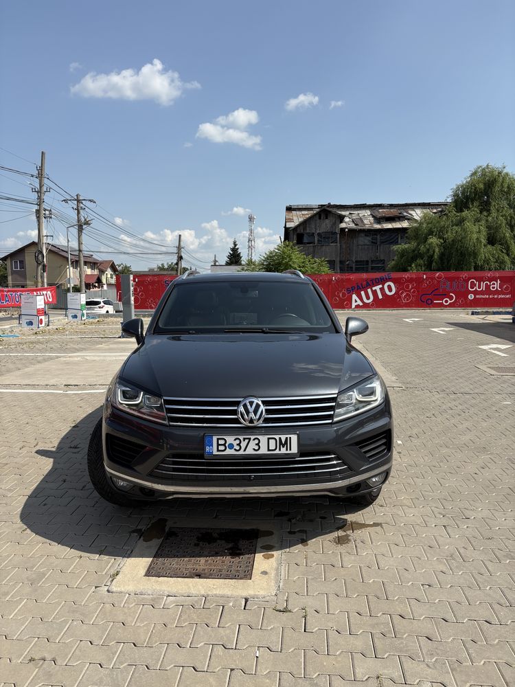 Volkswagen Touareg 2016 , 3.0 TDI R Line , KM reali , Revizii la zi