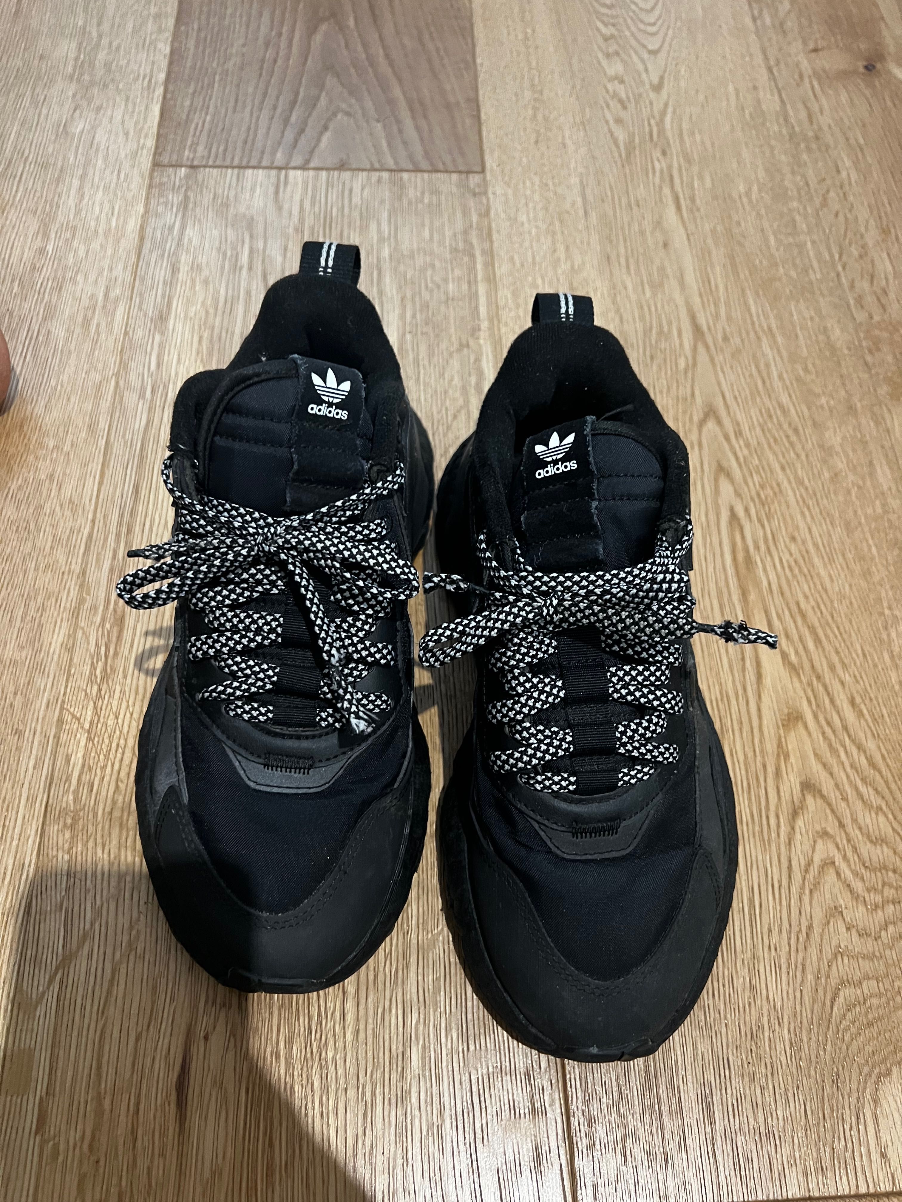 Маратонки Adidas