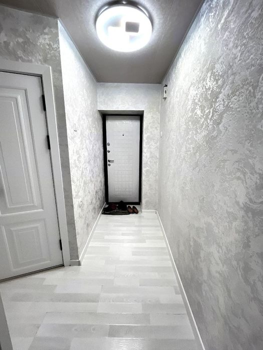 БАЛКОН 2×6,  42м²,  1в2/3/5, Чиланзар 24 квартал, Продаётся Квартира!