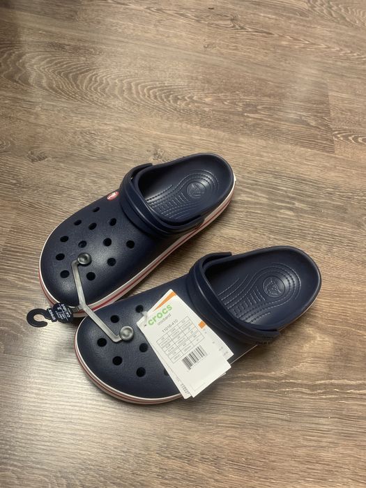 Продам Crocs Crocband