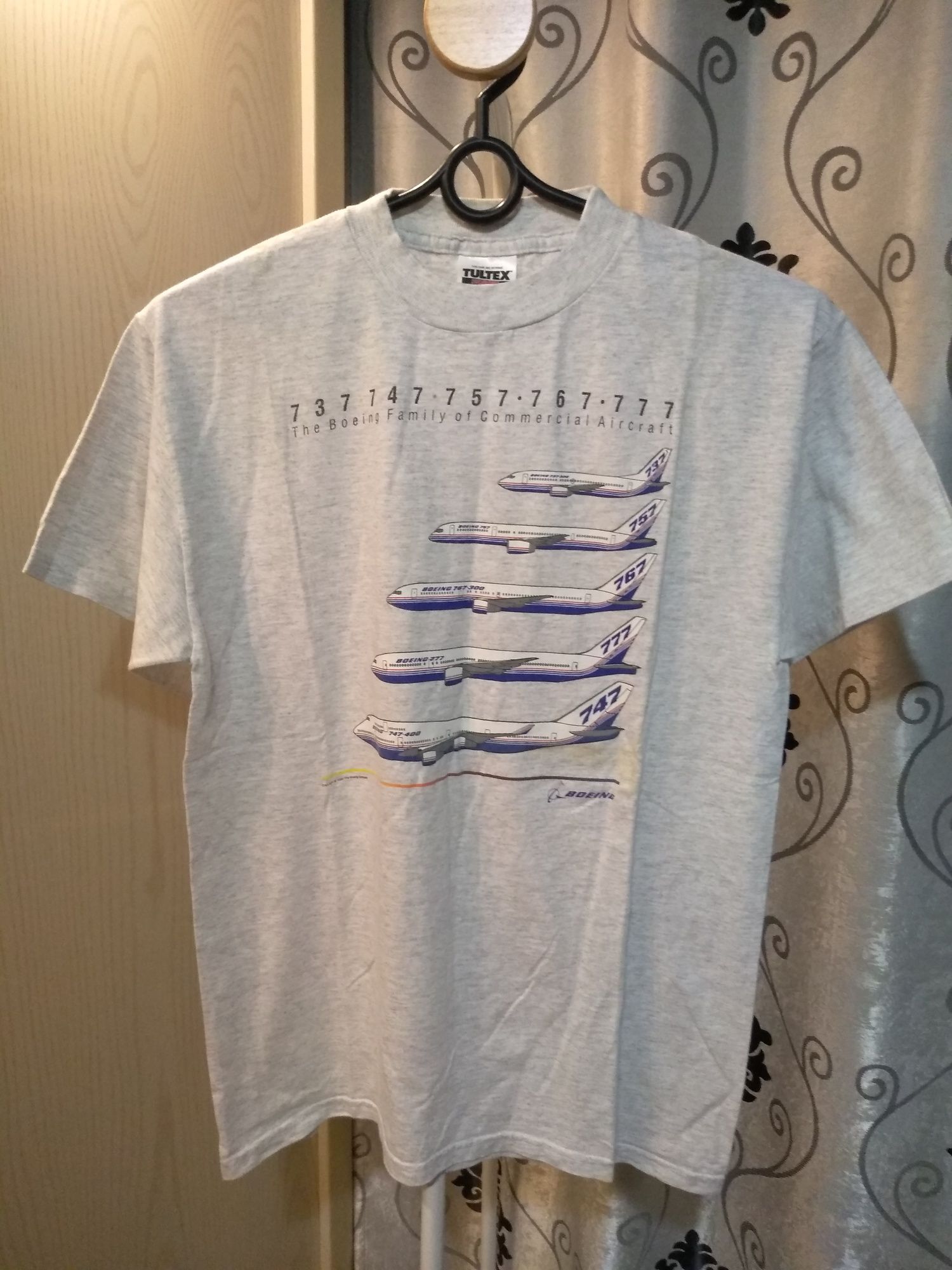 Vintage 90's Seattle Boeing Art T-shirts