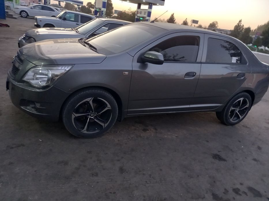 215/55/17 Bentley Diska
