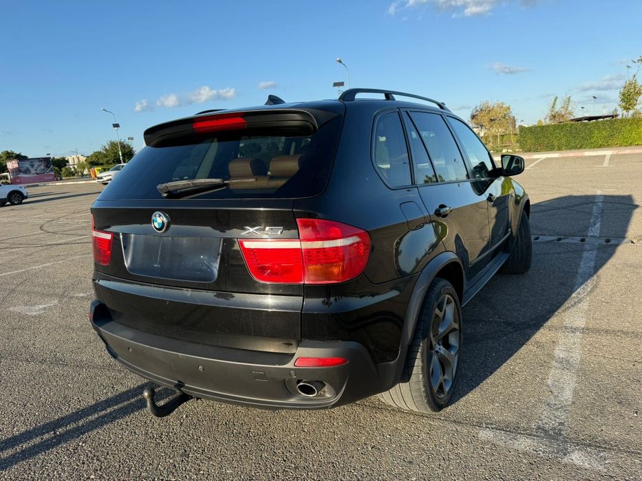 Vând bmw x5 2009