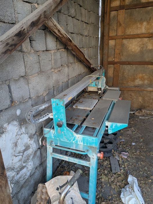 Продам плиткорез