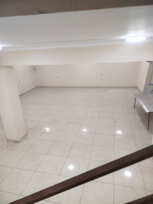Do’kon podvol arendaga beriladi yashnobod tumanida 90 kvadrat + -