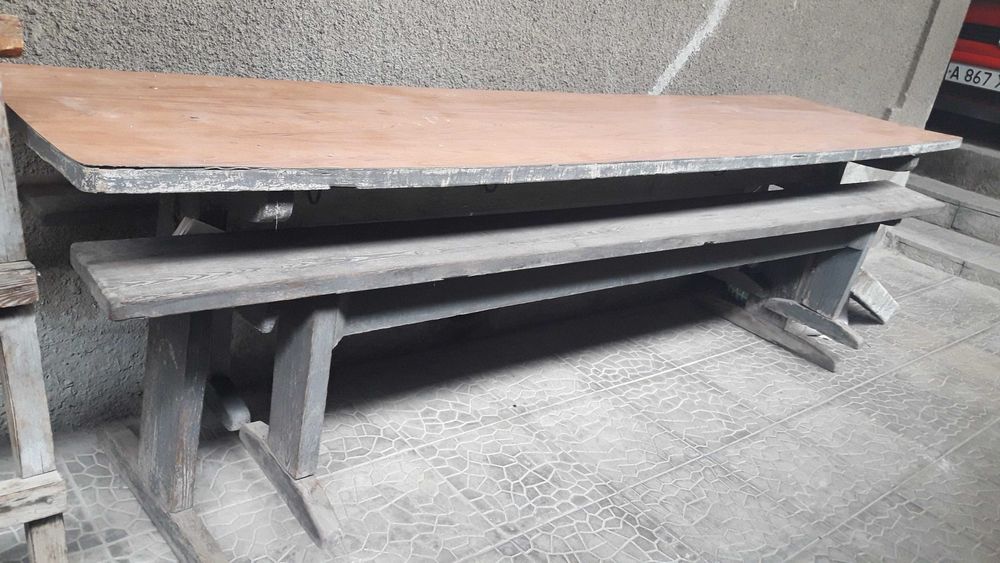 Стол с двумЯ авками б/у