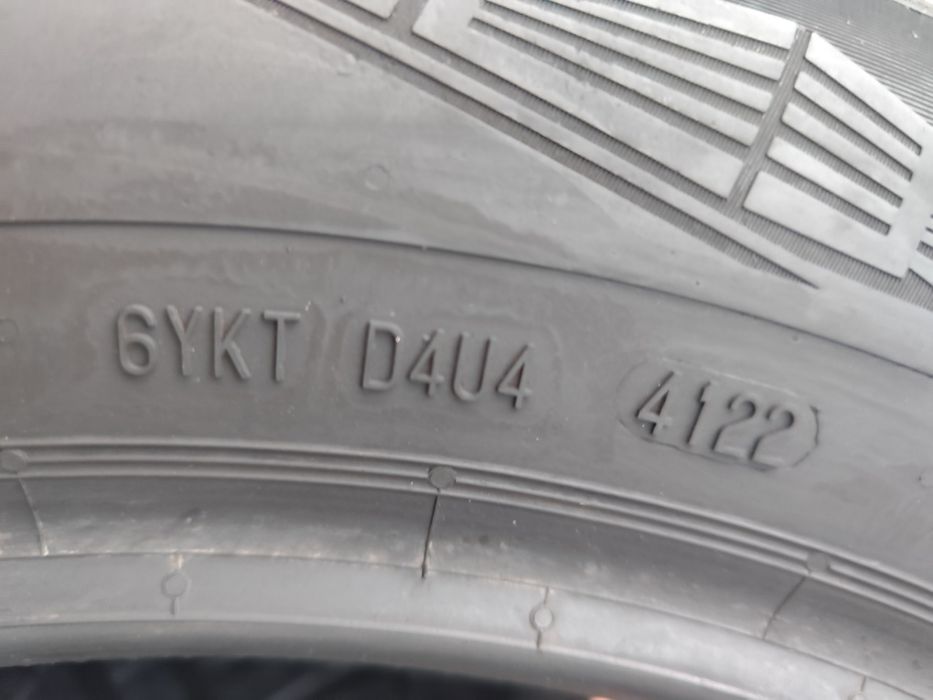 2 anvelope pentru toate sezoanele Continental 215-60-17