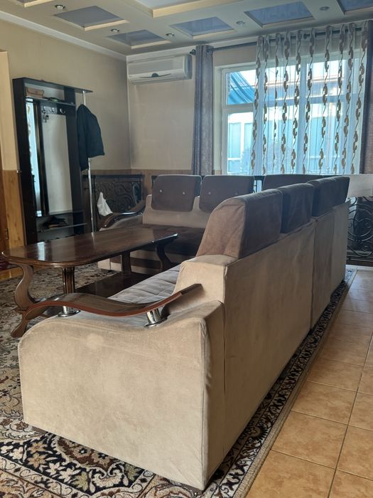 Диван уголок + журнальный стол